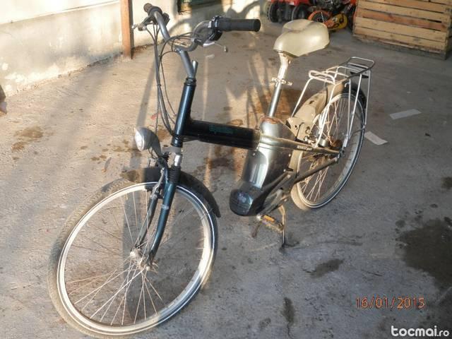Bicicleta electrica cu motor