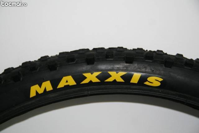 Maxxis Medusa 26x2. 1