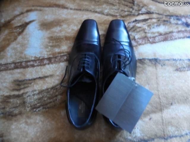 Pantofi Mocasino