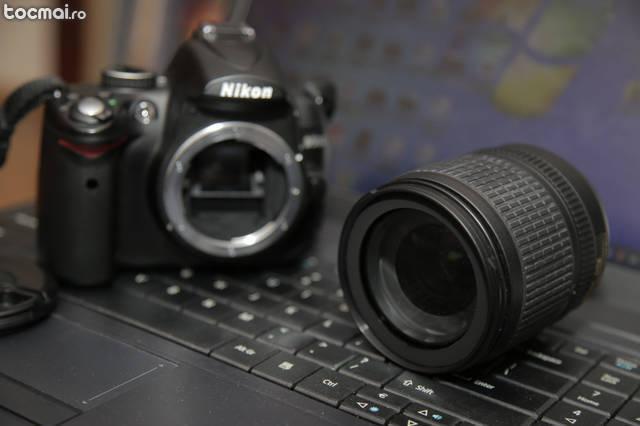 DSLR Nikon D 5000, obiectiv AF- S Nikkor 18- 105 mm
