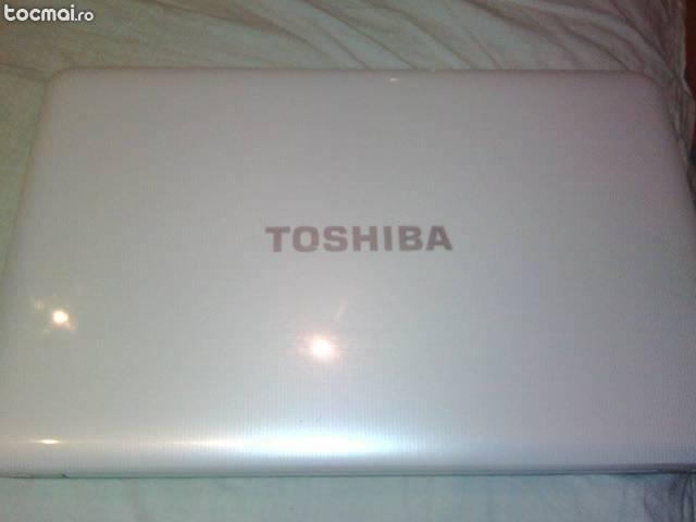 Laptop toshiba satellite c855- 1ut