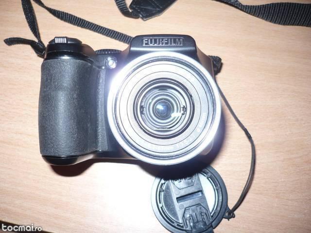 Aparat foto Fujifilm FinePix S5700