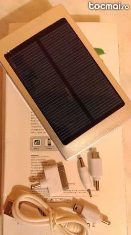 Baterie externa solara ptr telefon, tableta, etc 30000 mAh