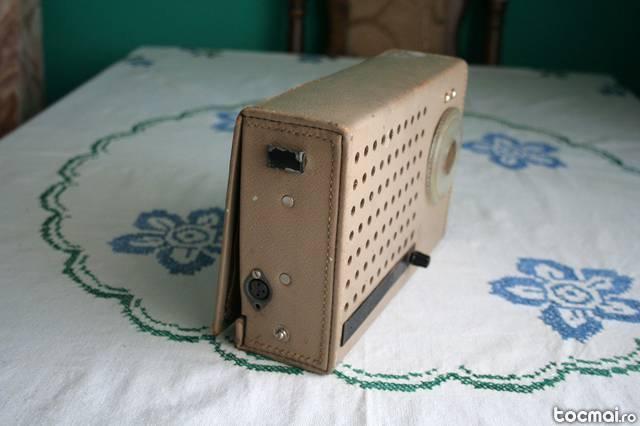 Radio vechi colectie turist (romanesc) anii '60