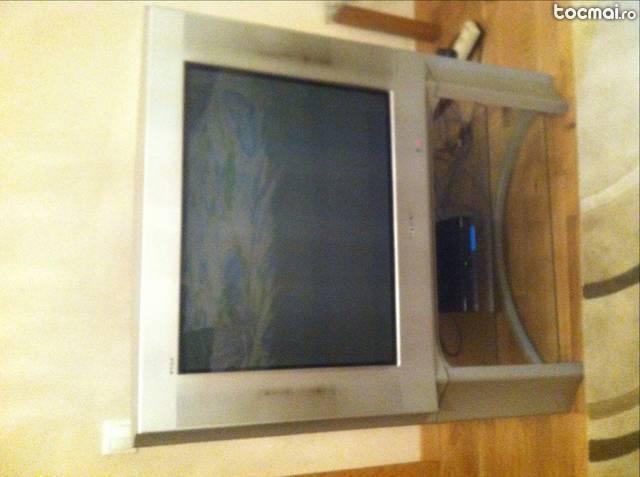 Sony Trinitron Wega 71cm + suport original Sony