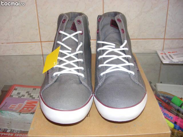 Tenisi Jack and Jones Cardiff Core Trainers din panza nr. 41