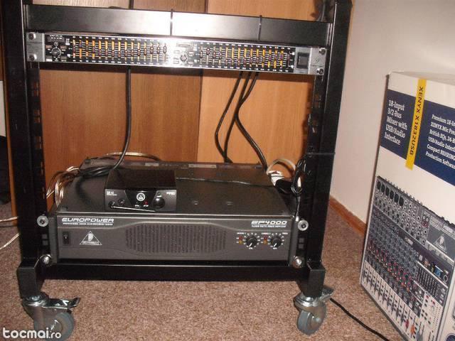 Amplificator behringer ep 4000, 2x500 wati rms in 8 ohm