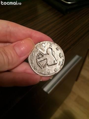 Moneda veche 70 de ani argint cu zodiac zodia sagetator