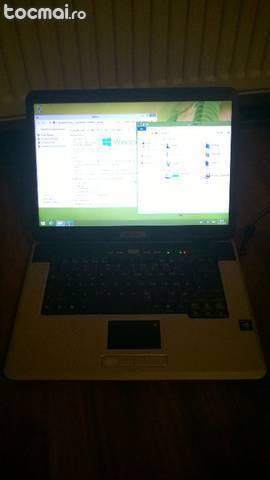Laptop medion akoya wam2020, amd turion x2/ 2gb/ 60gb/ w8. 1