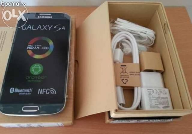 Samsung Galaxy S4 Full box