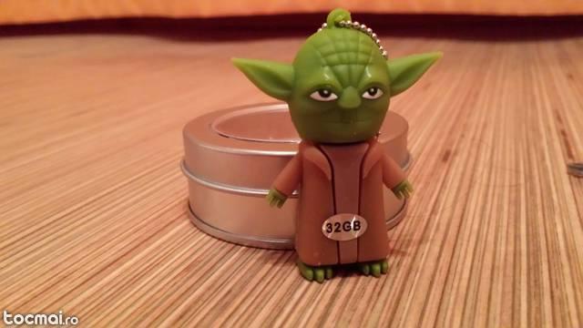 USB Memory Stick - 32 gb - Figurina: Yoda from Star Wars !!