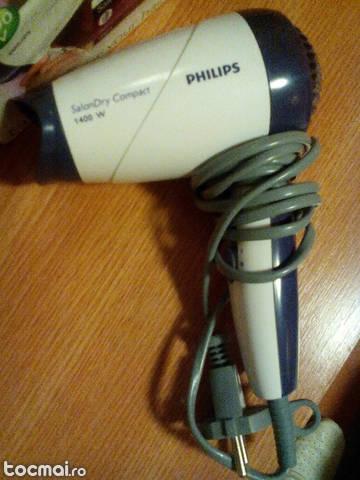 Uscator de par Philips.