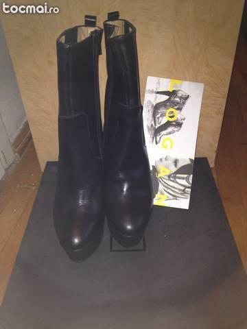 Botine Logan marimea 35