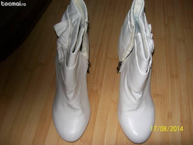 gheata dama 38