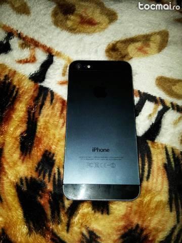 Iphone 5 16GB cu R- Sim