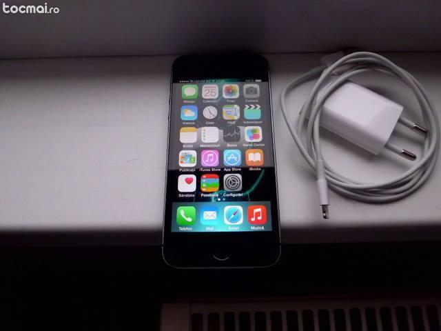 iphone 5S Space Grey