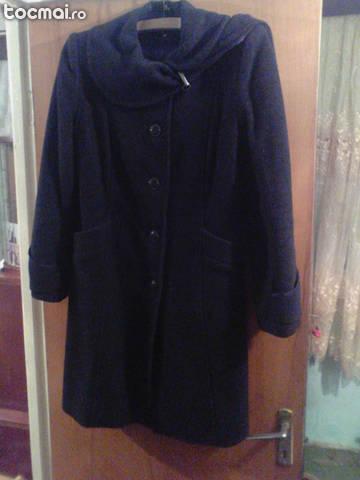 palton de iarna gros dama femei fete marimea 42/ 44 XL negru