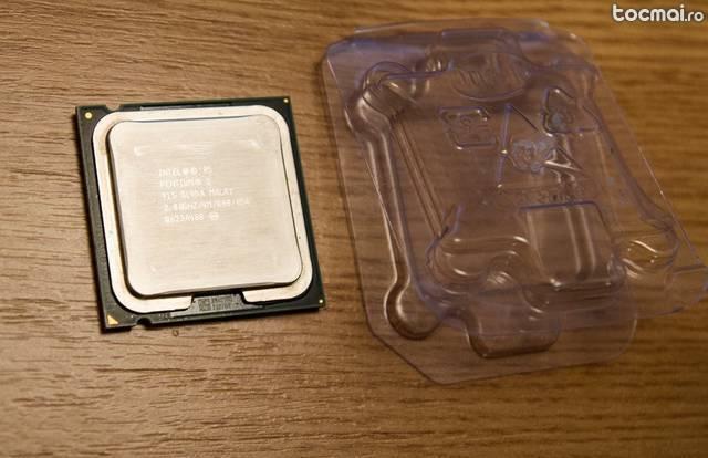 Procesor Intel, dual core, 2. 8Ghz, 4MB cache (D905)