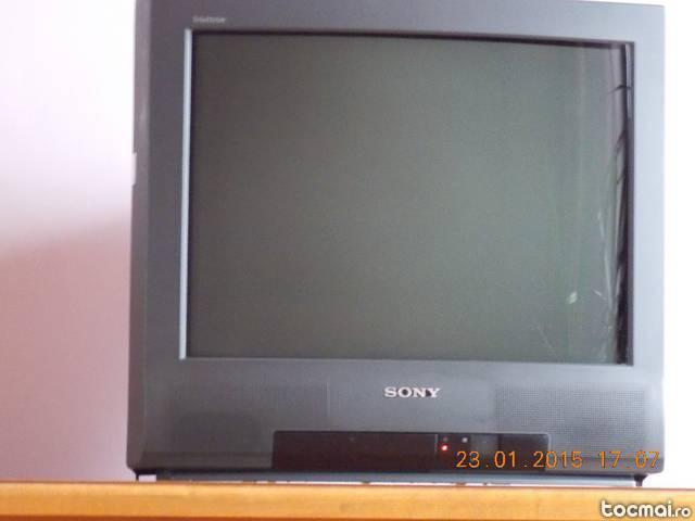 Tv sony trinitron diagonala 54 cm