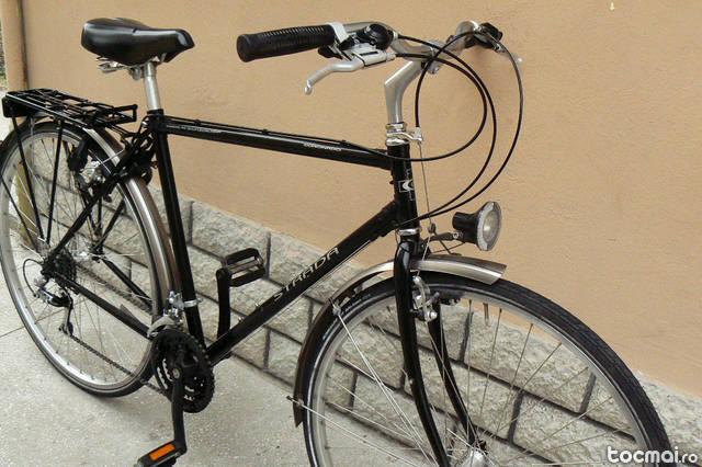 Bicicleta trekking Coronado swiss made, roti 28 inch