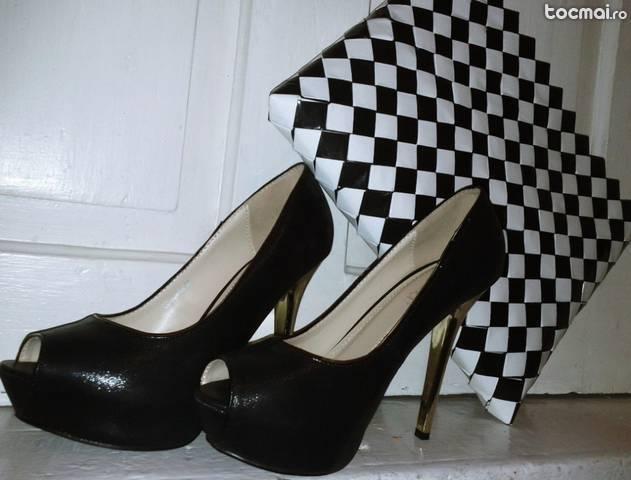 Set pantofi si geanta