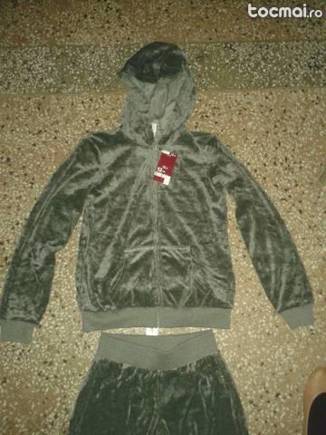 Trening(pantaloni si hanorac)din catifea nou 34xs
