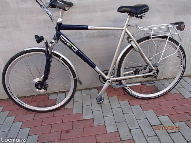 Bicicleta gazelle aluminiu cu roti pe 28 si 8 viteze in butc