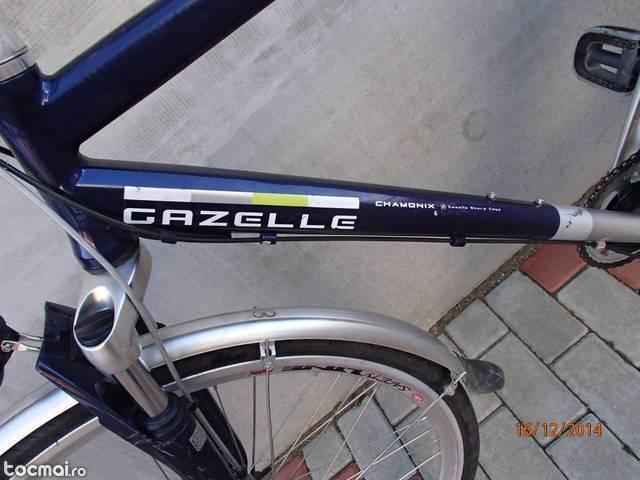 Bicicleta gazelle aluminiu cu roti pe 28 si 8 viteze in butc