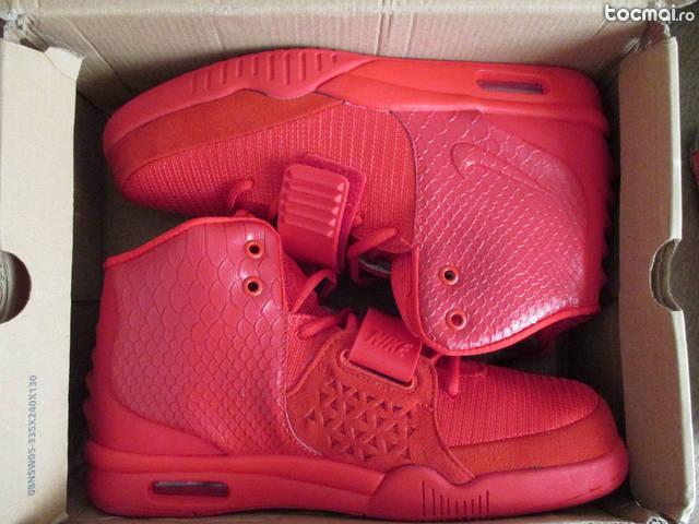 Adidasi nike air yeezy 2 red october marimi 40- 45 in stoc