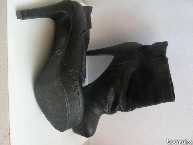 Botine negre imitatie de piele toamna