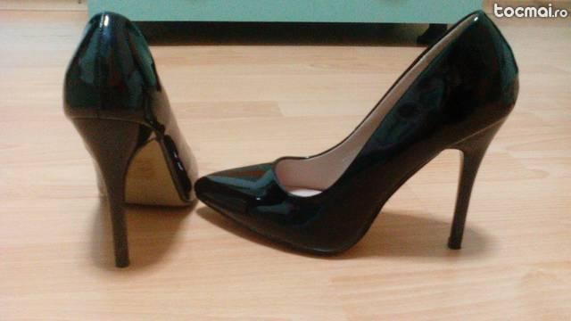 Pantofi Stiletto