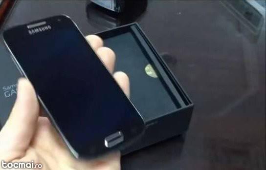 Telefon mobil Samsung Galaxy S4 Mini 8GB, 4G, Black Edition