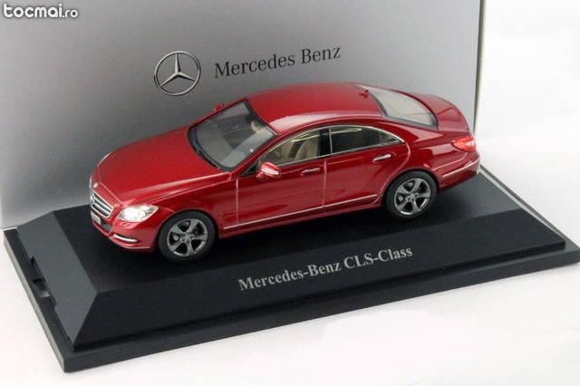 Mercedes CLS Scara 1: 43 Made by NOREV
