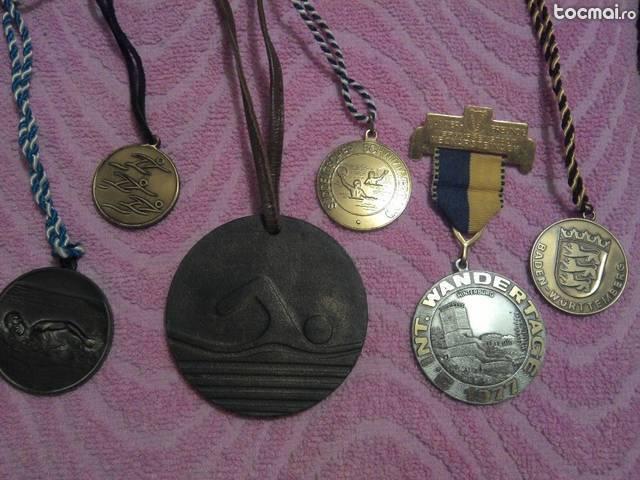 Set frumos din 6 medalii bronz masiv (m4)