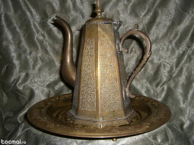 Ceainic otoman antique sec XVIII, din alama groasa si bronz