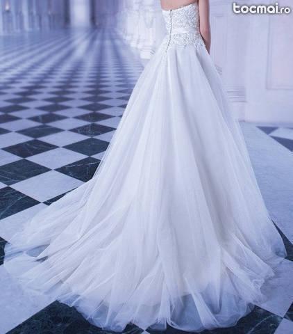 rochie de mireasa demetrios model 2014