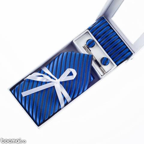 Set cravata albastra