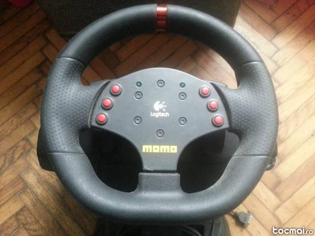 Volan Logitech Momo Racing Force