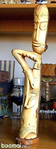 Sculptura in lemn de nuc