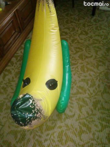 Balansoar in orma de banana