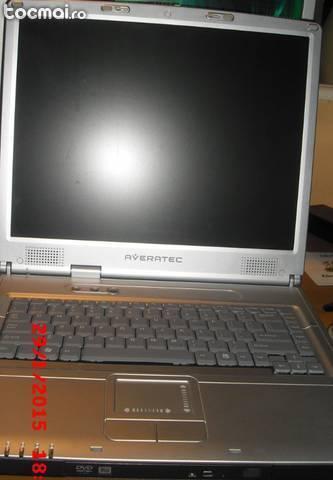 Laptop averatec 5400 - functioneaza cu xp