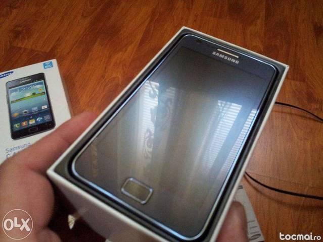 Samsung Galaxy S2 plus, full box sau schimb cu S3!