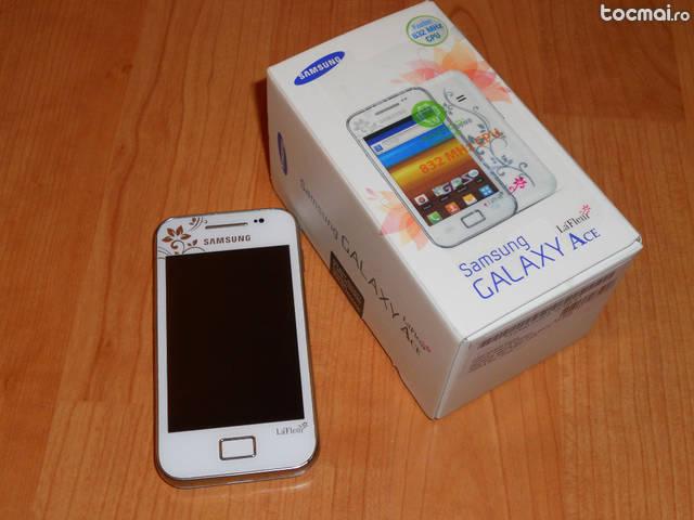 Telefon Samsung Galaxy Ace La Fleur - GT- S5839i