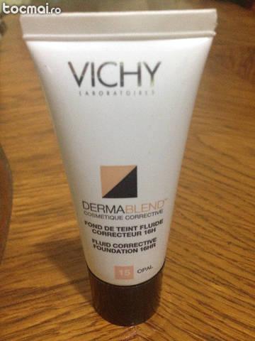Fond de ten corector Vichy Dermablend, acoperire 16 H
