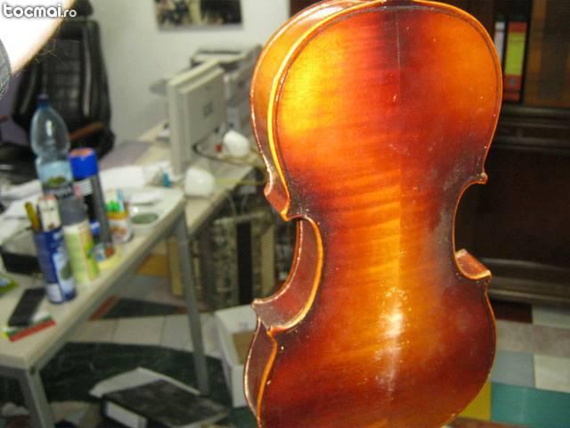 Vioara copie Antonio Stradivarius