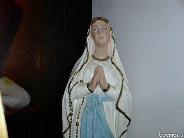 Fecioara Maria de la Lourdes