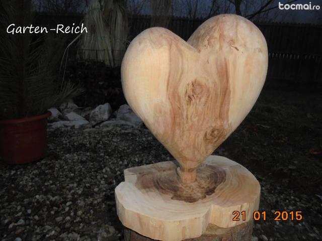 Inima sculptata in lemn de mar
