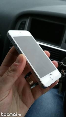 Iphone 5s silver 16gb neverlock impecabil 10/ 10