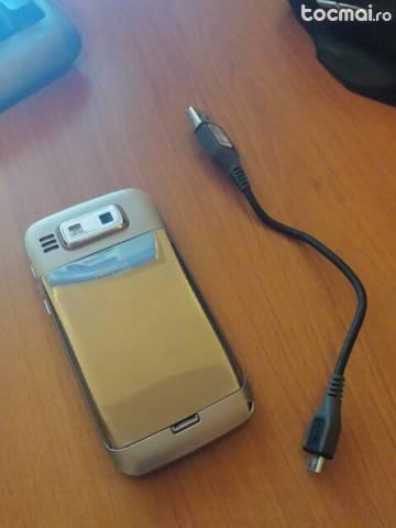 Nokia E72 Gold Edition