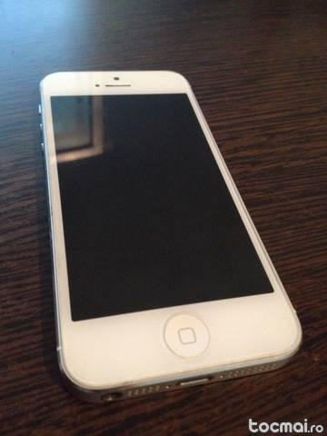 iPhone 5 - White - 32GB - Neverlocked